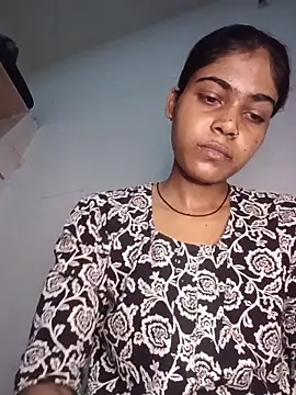 Snapshot of aapki_priya chatting on 06-11-26, 04:53 aapki priya online show from 06-11-26, 04:53