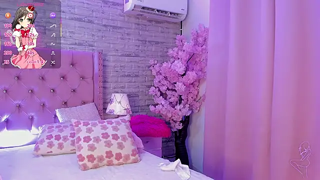 Snapshot of TifannySantana chatting on 06-11-26, 12:32 TifannySantana online show from 06-11-26, 12:32