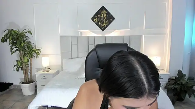 Snapshot of Martina_evan chatting on 06-14-26, 10:38 Martina evan online show from 06-14-26, 10:38