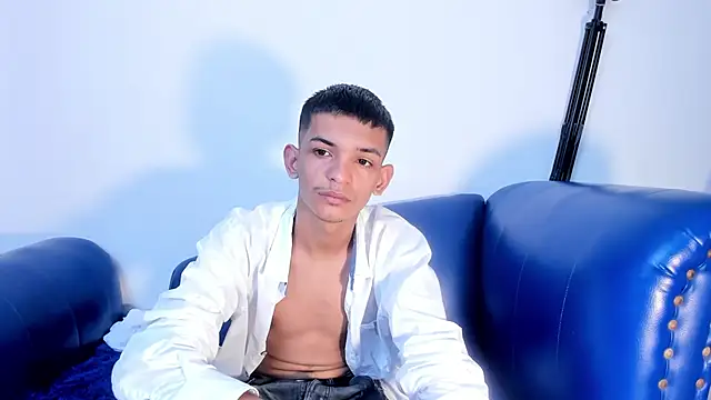 littlecum18 online show from 06-20-26, 02:44