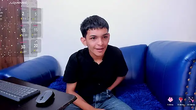 littlecum18 online show from 06-18-26, 12:21