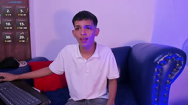 littlecum18 online show from 07-12-26, 03:18