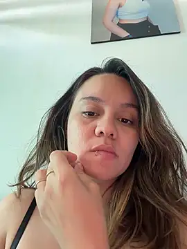 Snapshot of Emma_Jonas chatting on 06-18-26, 06:02 Emma Jonas online show from 06-18-26, 06:02