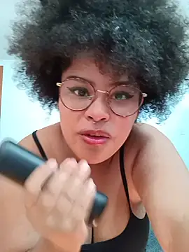 Lolacurly69 online show from 06-11-26, 04:04