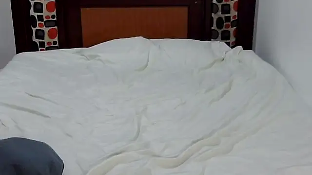 Lolacurly69 online show from 07-12-26, 05:52