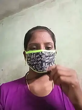 Snapshot of Tamil-chithura chatting on 06-08-26, 03:23 Tamil-chithura online show from 06-08-26, 03:23