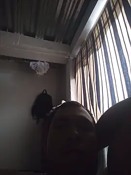 Snapshot of fer123H chatting on 06-09-26, 02:07 fer123H online show from 06-09-26, 02:07
