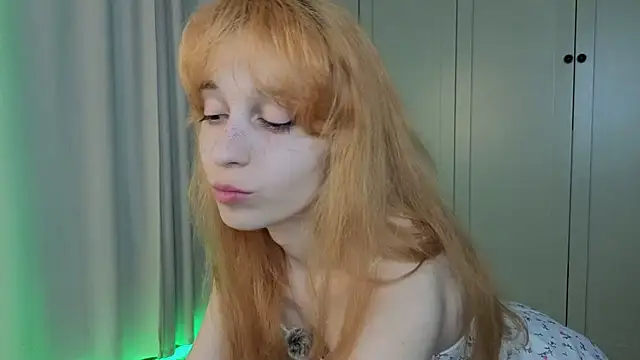 tgirlfoxy online show from 07-25-26, 06:10