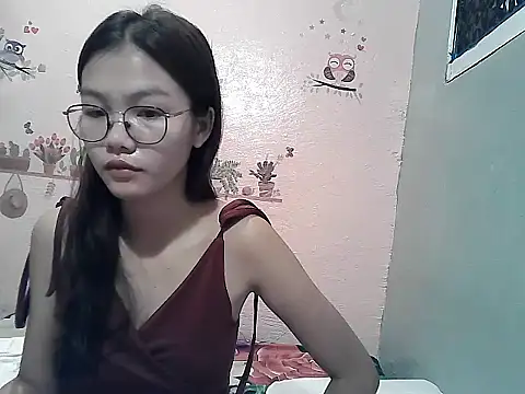 Snapshot of ClassyCrushpinay chatting on 06-17-26, 11:14 ClassyCrushpinay online show from 06-17-26, 11:14