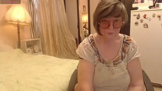 Snapshot of Sharon_Amore chatting on 05-01-26, 05:40 Sharon Amore online show from 05-01-26, 05:40