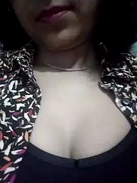Snapshot of Naughty_dii chatting on 06-12-26, 05:27 Naughty dii online show from 06-12-26, 05:27