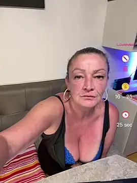 MumGabriela online show from 07-26-26, 07:43