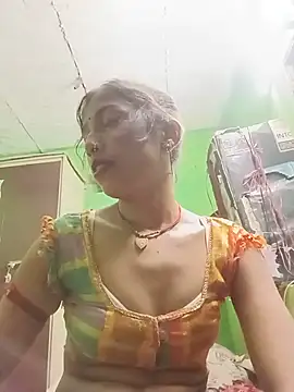 Snapshot of Cut_shivi56 chatting on 07-18-26, 03:31 Cut shivi56 online show from 07-18-26, 03:31