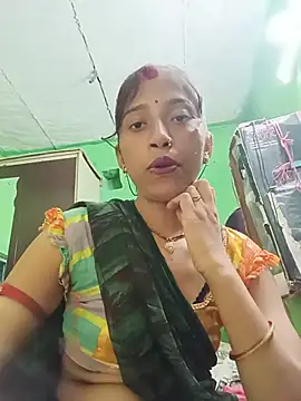 Snapshot of Cut_shivi56 chatting on 07-03-26, 10:44 Cut shivi56 online show from 07-03-26, 10:44