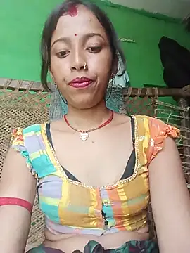 Snapshot of Cut_shivi56 chatting on 07-15-26, 07:15 Cut shivi56 online show from 07-15-26, 07:15
