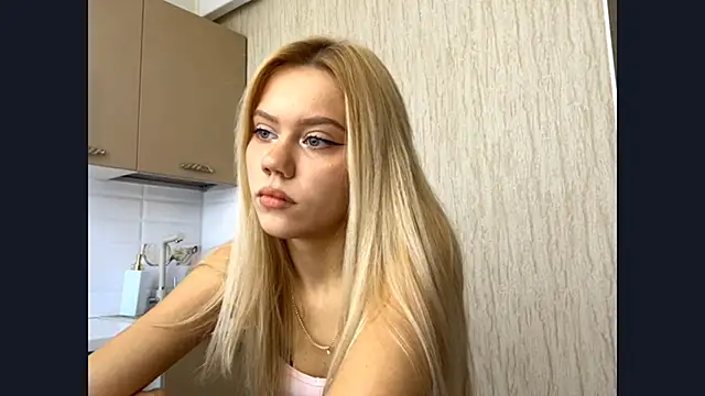 Glamorforyou online show from 06-13-26, 05:27
