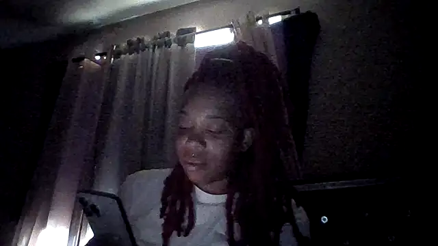 Snapshot of BoujieDee chatting on 07-24-26, 06:37 BoujieDee online show from 07-24-26, 06:37