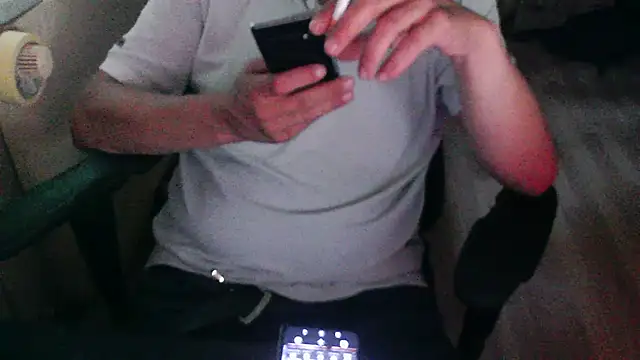 Snapshot of Andre95x chatting on 08-03-26, 05:15 Andre95x online show from 08-03-26, 05:15