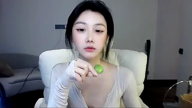 SylvieMaya online show from 06-28-26, 05:30