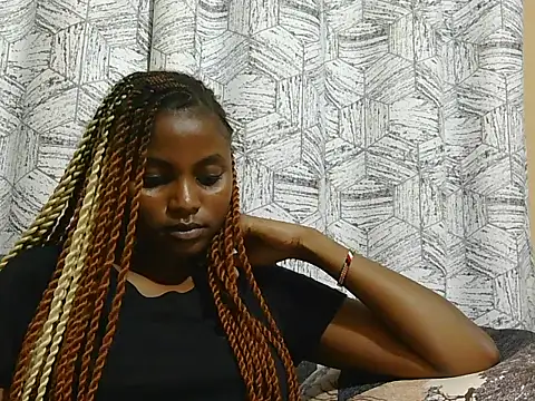 Snapshot of tamdiva1 chatting on 06-13-26, 02:48 tamdiva1 online show from 06-13-26, 02:48