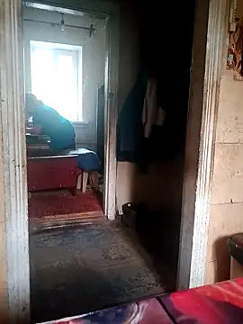 oksana72 online show from 09-28-25, 06:42