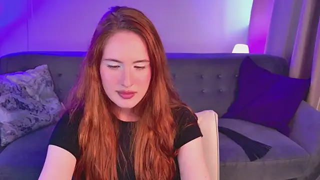 Snapshot of ChloeAster chatting on 06-26-26, 01:50 ChloeAster online show from 06-26-26, 01:50
