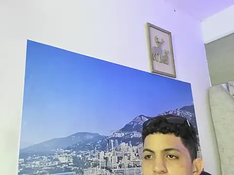 Snapshot of cameron_lux77 chatting on 07-04-26, 03:35 cameron lux77 online show from 07-04-26, 03:35