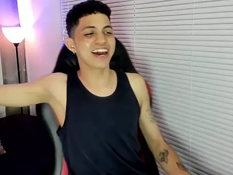 Snapshot of cameron_lux77 chatting on 06-25-26, 03:37 cameron lux77 online show from 06-25-26, 03:37