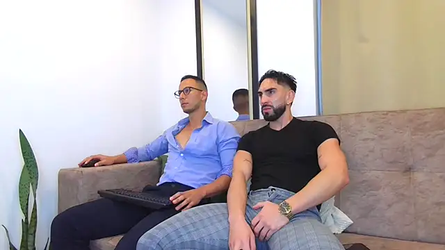 Snapshot of TheLatinBoyfriends chatting on 07-22-26, 01:51 TheLatinBoyfriends online show from 07-22-26, 01:51