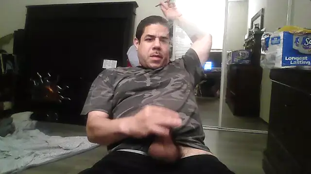 Snapshot of toosexy4myshirt chatting on 06-21-26, 07:03 toosexy4myshirt online show from 06-21-26, 07:03