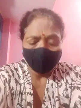 YAMUNA 033 online show from 06-26-26, 01:11