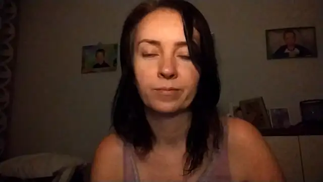 JenniferAlone online show from 07-04-26, 08:24