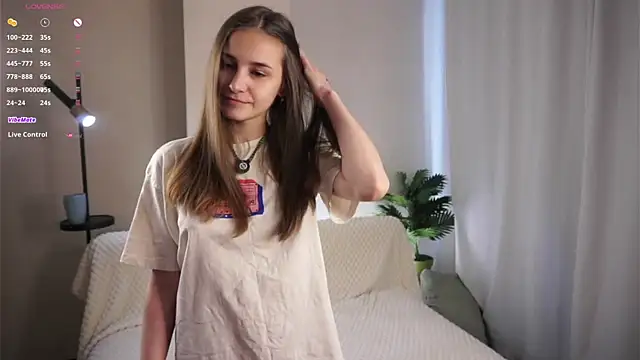 CaseyMulders online show from 06-19-26, 02:28