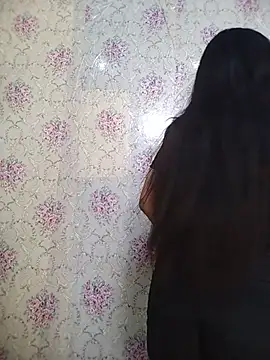 Queen Rosyy online show from 06-25-26, 04:10