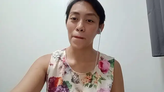 Snapshot of PhuongTurpin chatting on 06-21-26, 06:03 PhuongTurpin online show from 06-21-26, 06:03