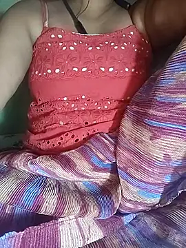 Snapshot of Sexy-Bhabi69 chatting on 06-09-26, 05:47 Sexy-Bhabi69 online show from 06-09-26, 05:47