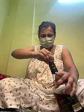 Roshini 06 online show from 06-17-26, 08:41