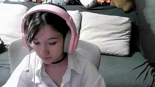 Lilfain baby online show from 07-23-26, 02:24