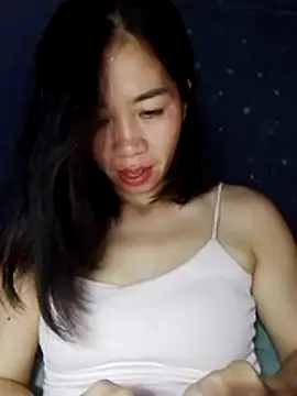 Snapshot of -Nena_ chatting on 06-11-26, 01:08 -Nena online show from 06-11-26, 01:08
