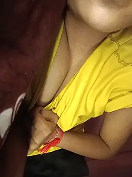 Snapshot of baby_girl_099 chatting on 07-06-26, 07:49 baby girl 099 online show from 07-06-26, 07:49