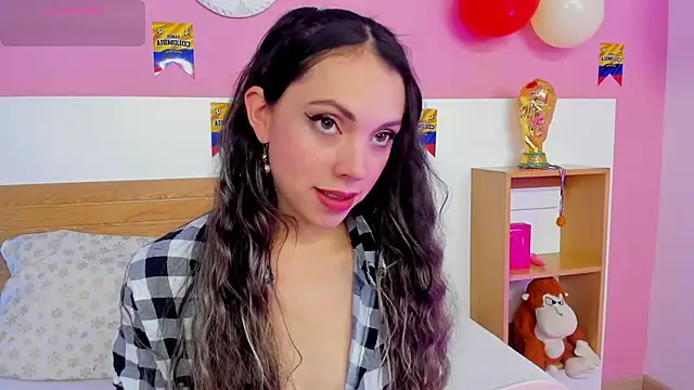 AshleyBenoitt online show from 06-24-26, 01:32