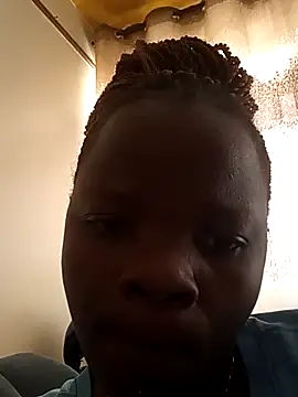 Snapshot of TheeRoyal chatting on 06-11-26, 08:55 TheeRoyal online show from 06-11-26, 08:55