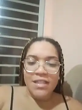 Esquetadinhas online show from 06-12-26, 11:46
