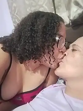 Esquetadinhas online show from 07-18-26, 01:47