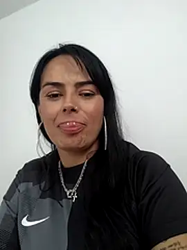 Snapshot of Juanita6908 chatting on 06-08-26, 08:31 Juanita6908 online show from 06-08-26, 08:31