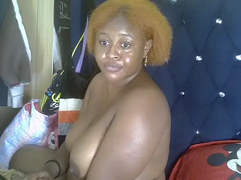 Snapshot of sweetbodylove chatting on 07-15-26, 04:47 sweetbodylove online show from 07-15-26, 04:47
