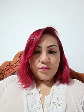 Snapshot of Agata_Traviesa chatting on 06-19-26, 03:01 Agata Traviesa online show from 06-19-26, 03:01