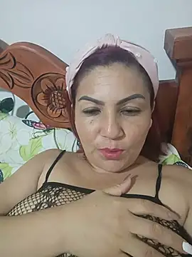 Snapshot of Agata_Traviesa chatting on 07-21-26, 01:08 Agata Traviesa online show from 07-21-26, 01:08