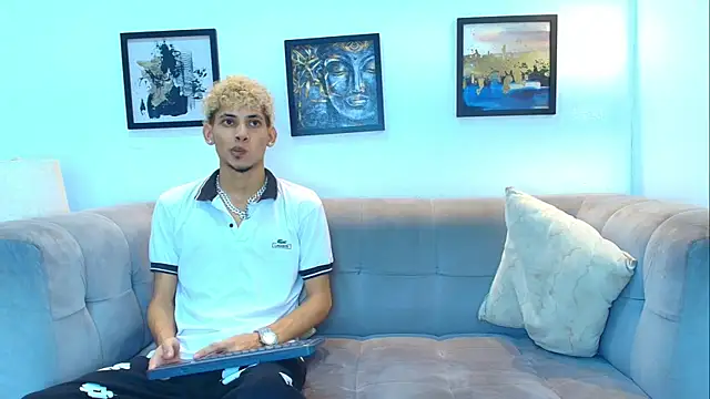 Hot skinny guys online show from 07-25-26, 01:24
