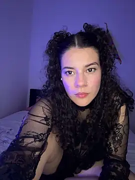 Snapshot of spiritualvenus chatting on 06-10-26, 04:46 spiritualvenus online show from 06-10-26, 04:46